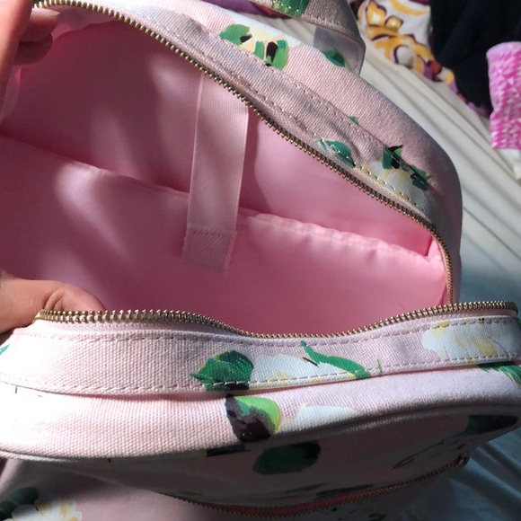 Bando Backpack - Picture 2 of 3